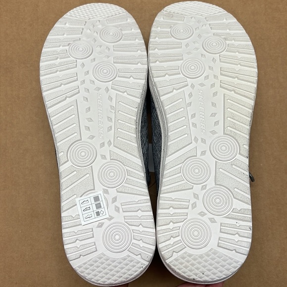 NEW - Skechers Men Canvas Slip-On Shoes (Gray) - Picture 6 of 9